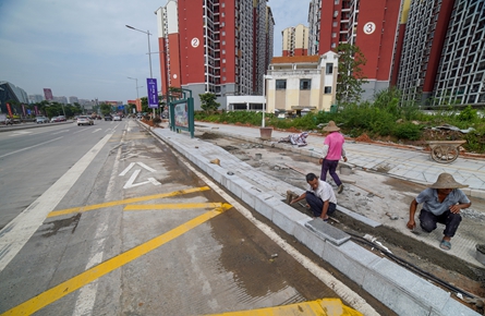 道路貫通工程鋪開作業(yè)面